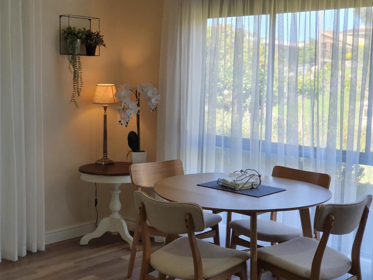 Abalone Guest Accommodation Lakes Entrance Ngoại thất bức ảnh